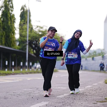 Runner Photo 8388816