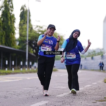 Runner Photo 8388819