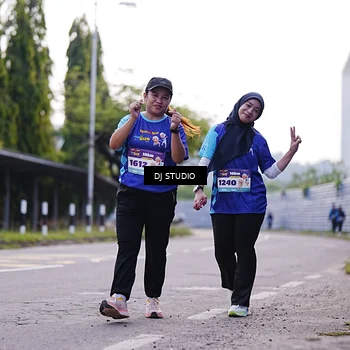 Runner Photo 8388825