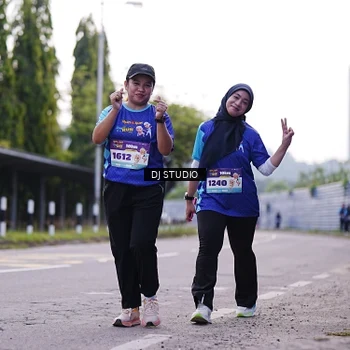 Runner Photo 8388833