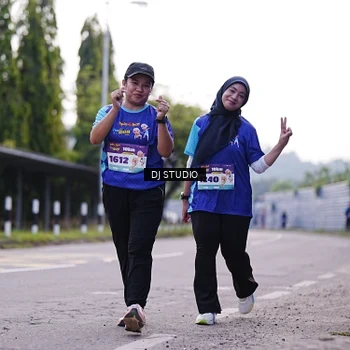 Runner Photo 8388837