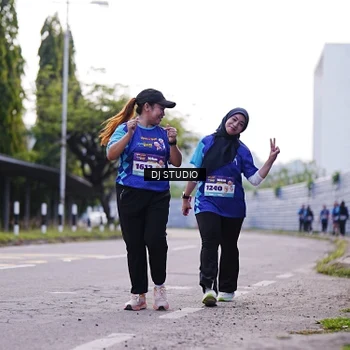 Runner Photo 8388839