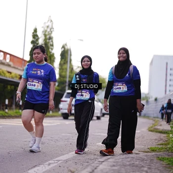 Runner Photo 8388851