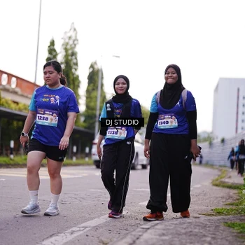 Runner Photo 8388853