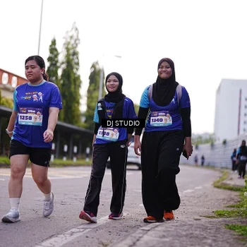 Runner Photo 8388857