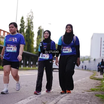 Runner Photo 8388862