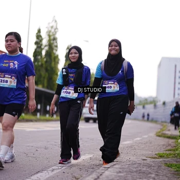 Runner Photo 8388864