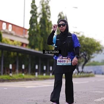 Runner Photo 8388875