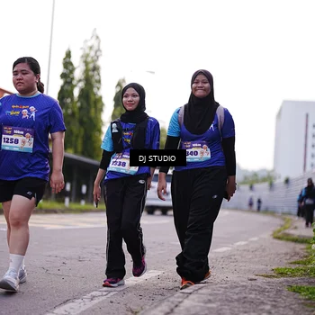 Runner Photo 8388877