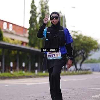 Runner Photo 8388885
