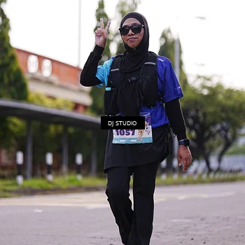 Runner Photo 8388904