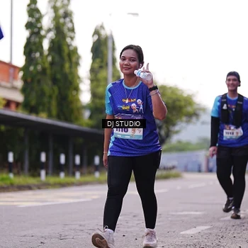Runner Photo 8388911