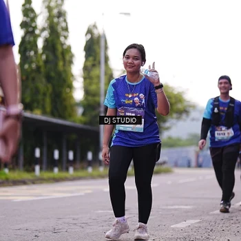 Runner Photo 8388912