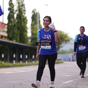 Runner Photo 8388913