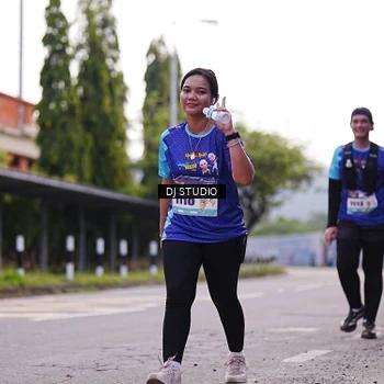 Runner Photo 8388915