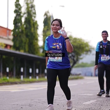 Runner Photo 8388916