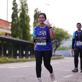 Runner Photo 8388917