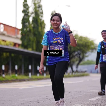 Runner Photo 8388919