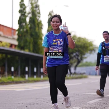 Runner Photo 8388921