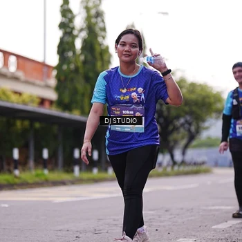 Runner Photo 8388922
