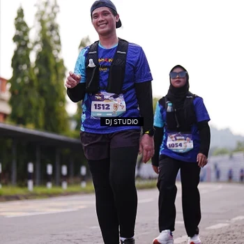 Runner Photo 8388942