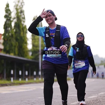 Runner Photo 8388959