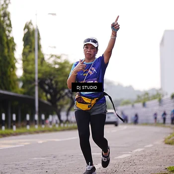 Runner Photo 8388993