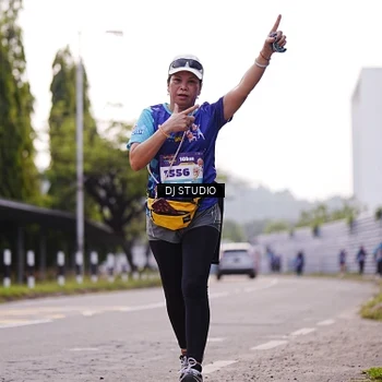 Runner Photo 8389001