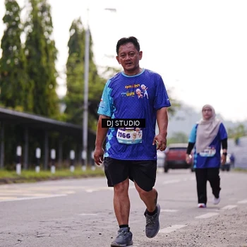 Runner Photo 8389004