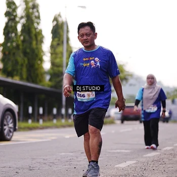 Runner Photo 8389010