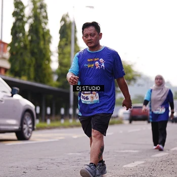 Runner Photo 8389020