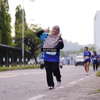 Runner Photo 8389022