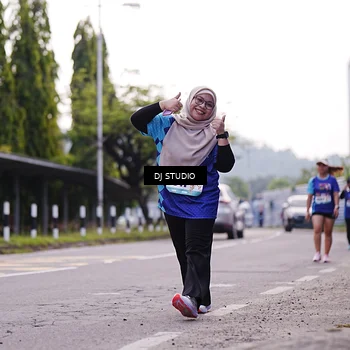 Runner Photo 8389028