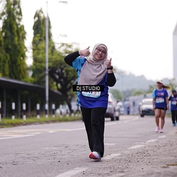 Runner Photo 8389032