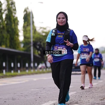 Runner Photo 8389039