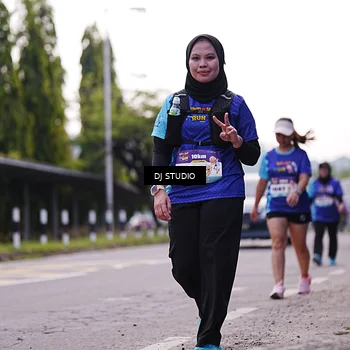 Runner Photo 8389042
