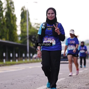 Runner Photo 8389044