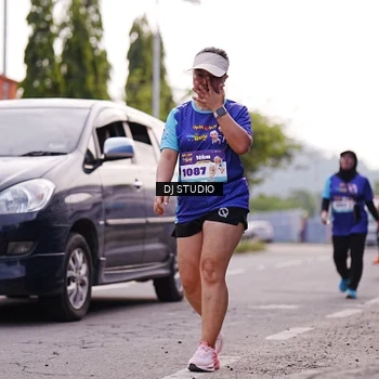 Runner Photo 8389053