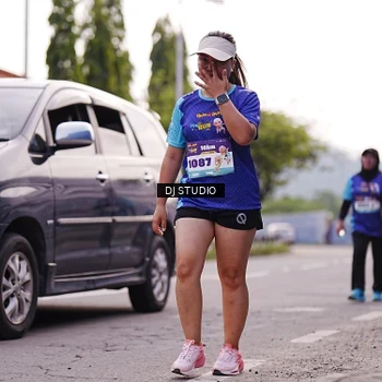 Runner Photo 8389056