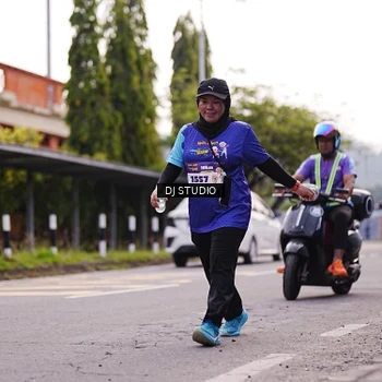 Runner Photo 8389074
