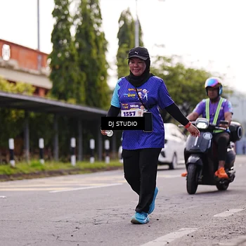 Runner Photo 8389078