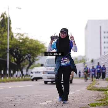 Runner Photo 8389081