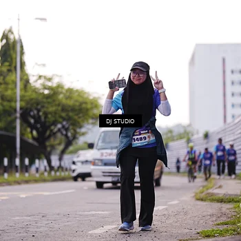 Runner Photo 8389083