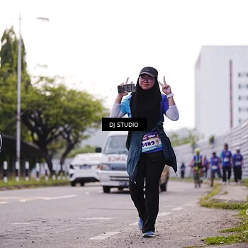Runner Photo 8389093