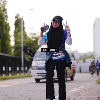 Runner Photo 8389102