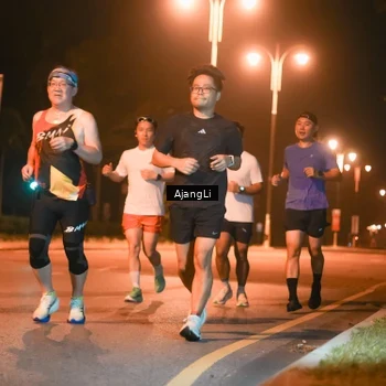 Runner Photo 8389110