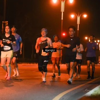 Runner Photo 8389112