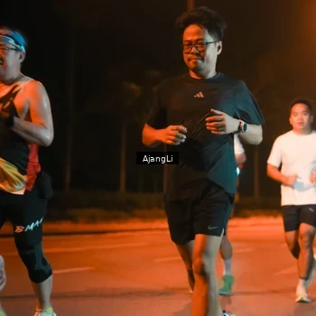 Runner Photo 8389122