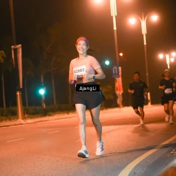 Runner Photo 8389140