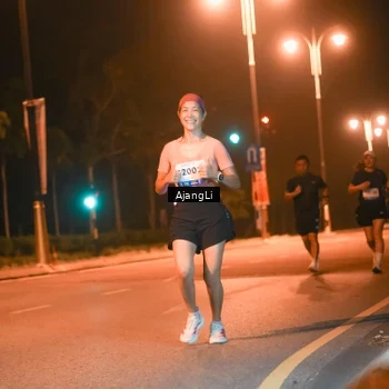 Runner Photo 8389141